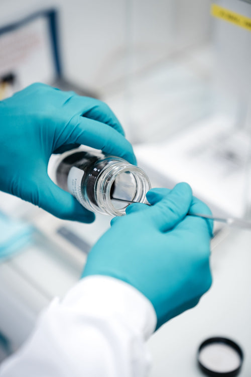 ABOUT-US_PAGE-SCHISANDRA_PHOTO-BLOC-3_SLIDE-3 - Mustela Belgium - 1