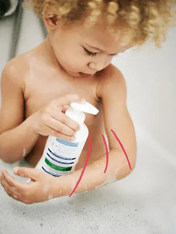 enfant-bain-application-gel-lavant - Mustela Belgium - 1