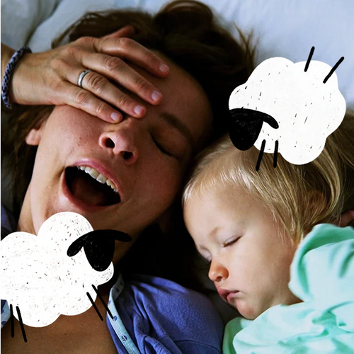 femme-fatiguee-qui-baille-avec-bebe_2 - Mustela Belgium - 1