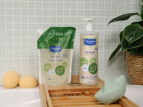 gel lavant bio et son éco-recharge - Mustela Belgium - 4