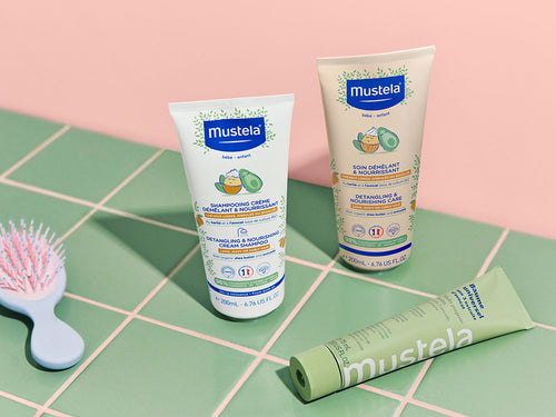 routine douche shampoing  mustela pour les cheveux ondules - Mustela Belgium - 4